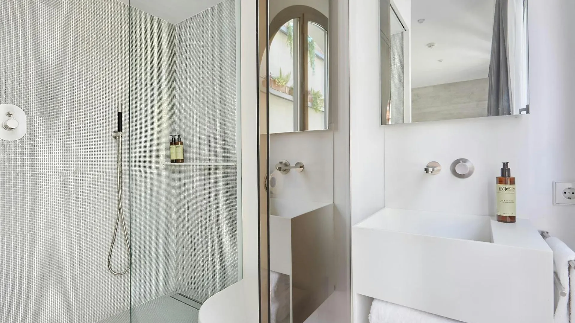 La Casa Del Sol Hotel Gracia, Sonder By Marriott Bonvoy Barcelona 3*,  Spain